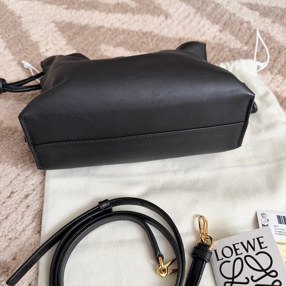 Loewe Mini Flamenco Black Leather Shoulder Bag or Clutch with Gold Logo - Picture 4 of 5